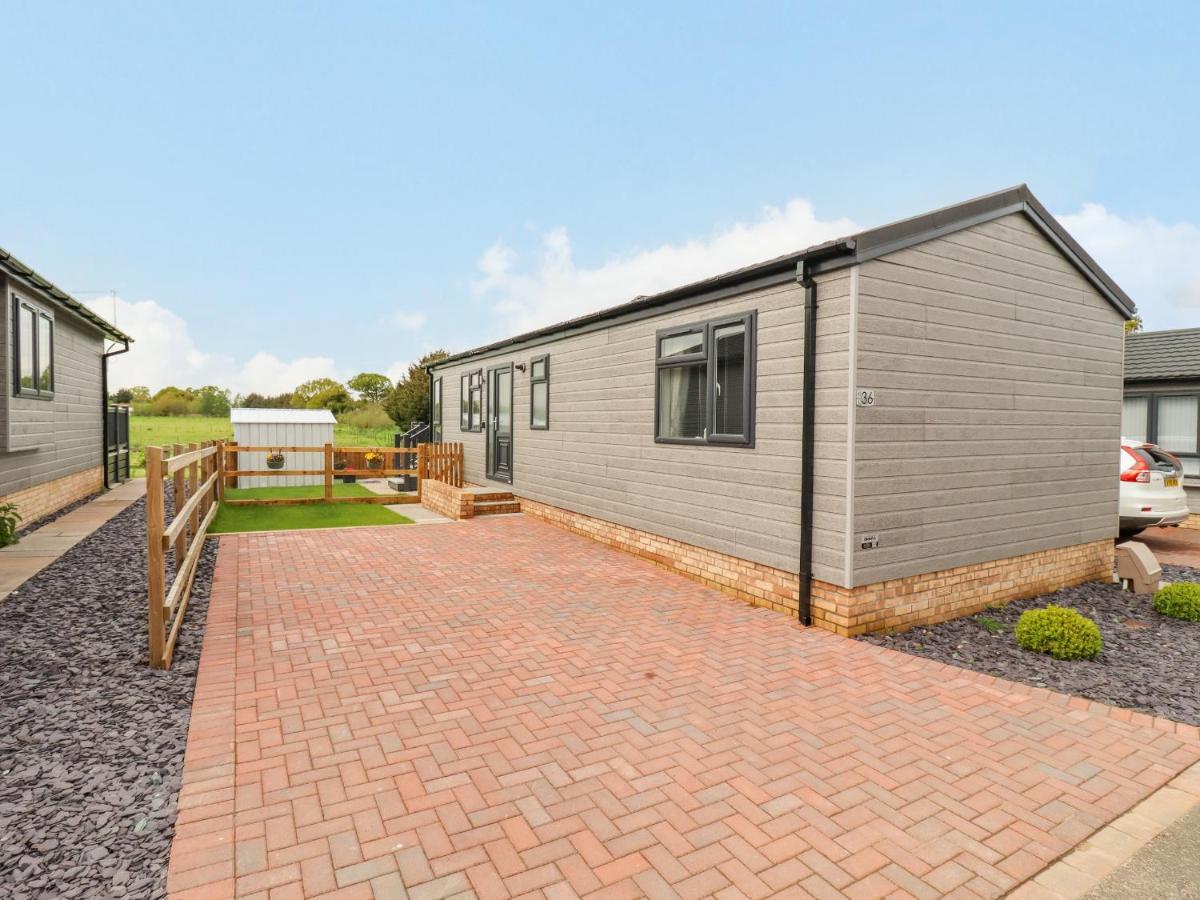 36 Bucklesham Park Villa Ipswich Exterior foto